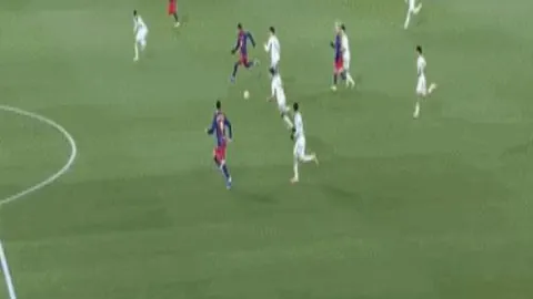 范迪克300场里程碑：英超战绩辉煌，利物浦防线稳固零封119场